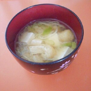 豆腐と切り干し大根のお味噌汁